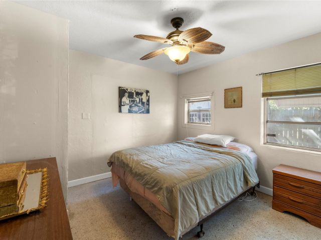Home for sale at 1538 Jefferson St - photo 5077495