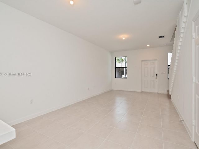 Home for sale at 523 SW 19th Ter - photo 5009508