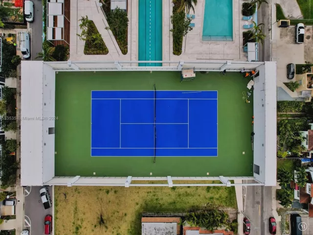 2-bedroom condo for sale in Miami - 700 NE 26th Ter 3505 - MondialRealty