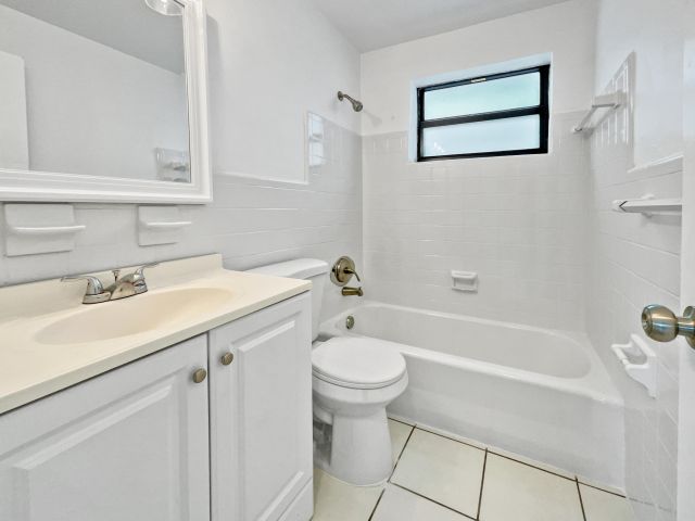 Home for sale at 4729 SW 22nd Street - photo 5024540