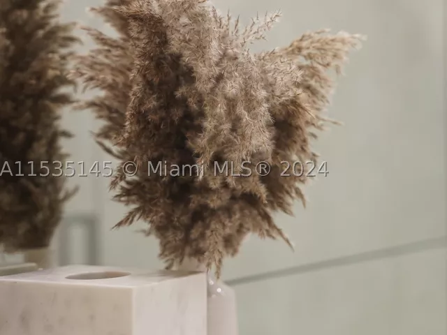 3-bedroom condo for rent in Miami Beach - 19115 Fisher Island Dr 19115 - MondialRealty