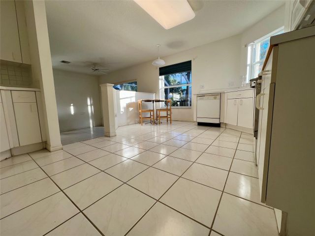 Home for sale at 15652 SW 16th St - photo 5407926
