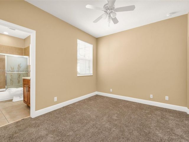 Home for sale at 414 NE 1st Ave 414 - photo 5026458