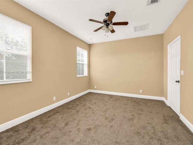 Home for sale at 414 NE 1st Ave 414 - photo 5026466