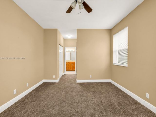 Home for sale at 414 NE 1st Ave 414 - photo 5026467