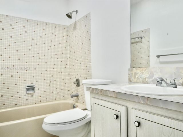 Home for rent at 11033 SW 124th Ct - photo 5037369