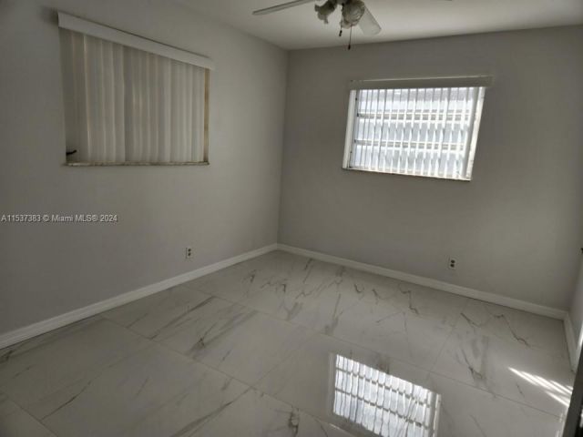 Home for sale at 1220 NE 8th St - photo 5030304