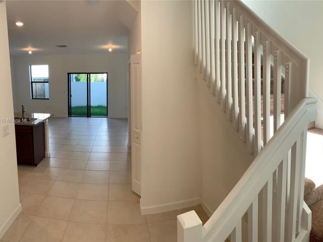 Home for rent at 21341 NE 2 CT 21341 - photo 5412952