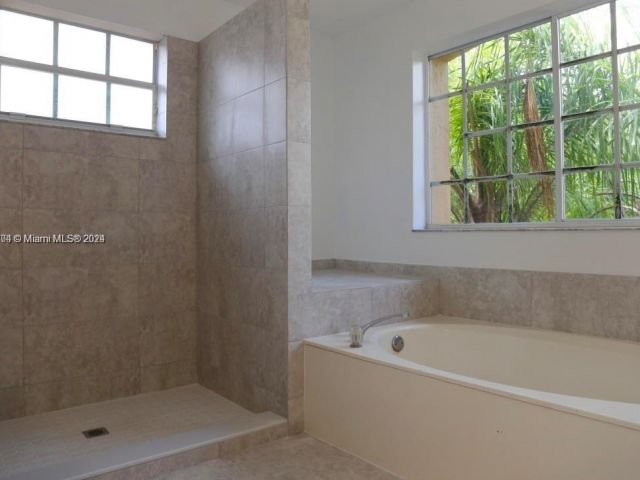 Home for sale at 16446 SW 103rd Ln - photo 5043325