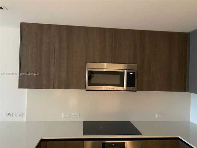 Apartment for rent  Unit #3604 - photo 5490144