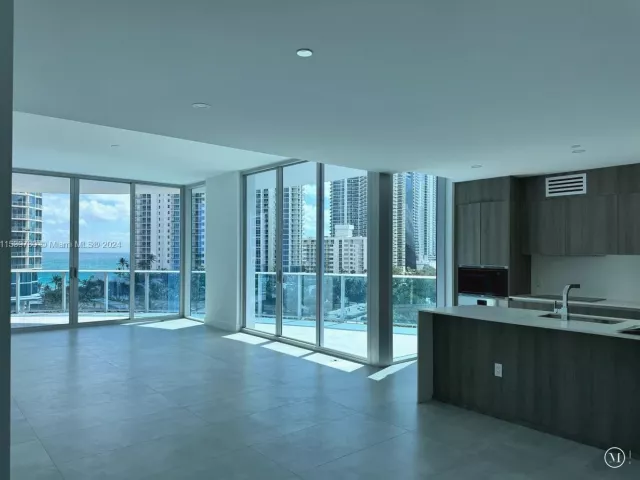 Apartment for rent  Unit #701 - photo 5053216