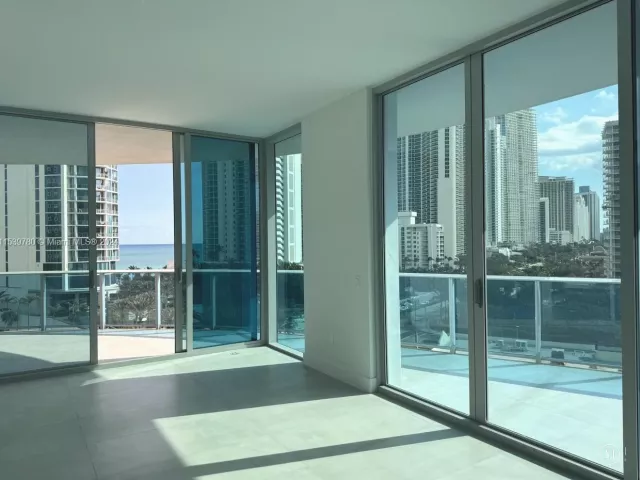 Apartment for rent  Unit #701 - photo 5053206