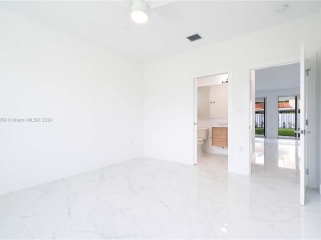 Home for sale at 910 SW 24 road - photo 5097058