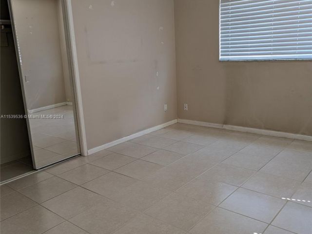 Home for rent at 1301 NW 45th St 1301 - photo 5052476