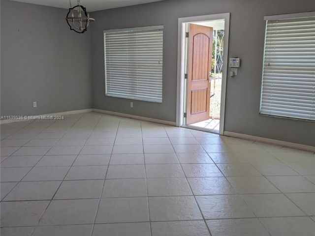 Home for rent at 1301 NW 45th St 1301 - photo 5052480