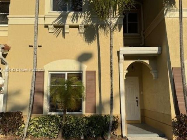 Home for rent at 8401 NW 107th Ct 4-36 - photo 5052748