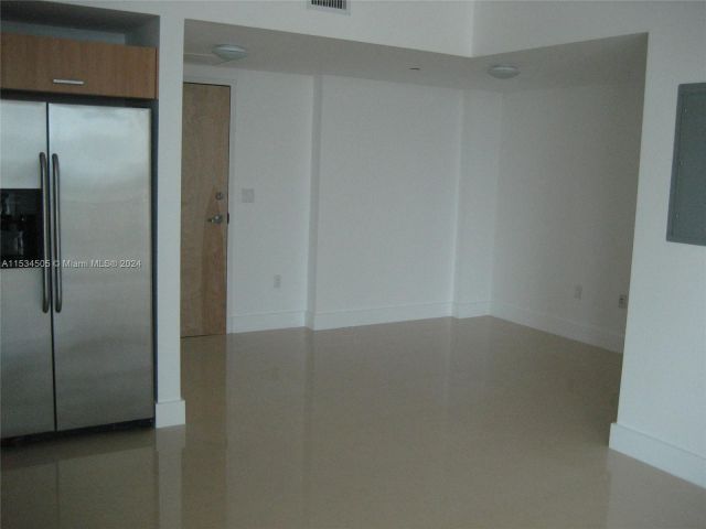 Apartment for rent  Unit #2507 - photo 5062527