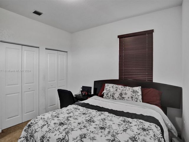 Home for rent at 11609 SW 247th St 11609 - photo 5056271