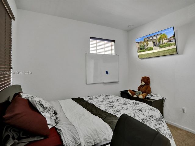 Home for rent at 11609 SW 247th St 11609 - photo 5056272