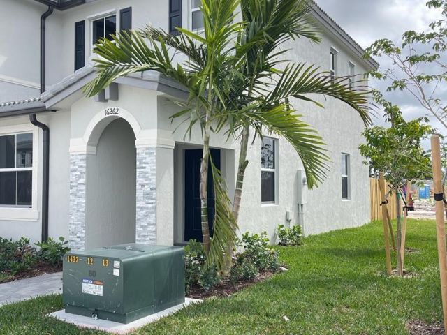 Home for rent at 16262 SW 292nd St - photo 5081837