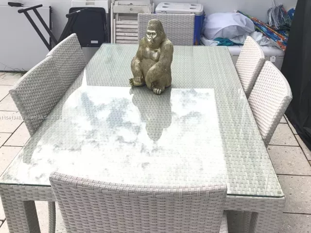 4-bedroom condo for sale in Miami Beach - 5445 Collins Ave TH2 - MondialRealty