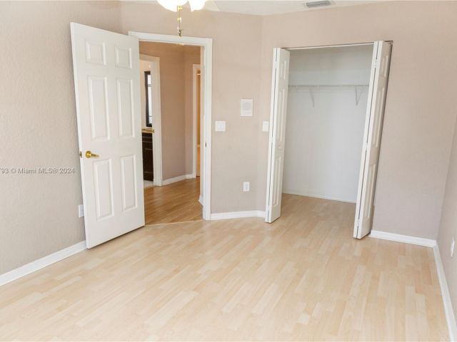 Home for rent at 1656 SW 157th Ave 0 - photo 5295419