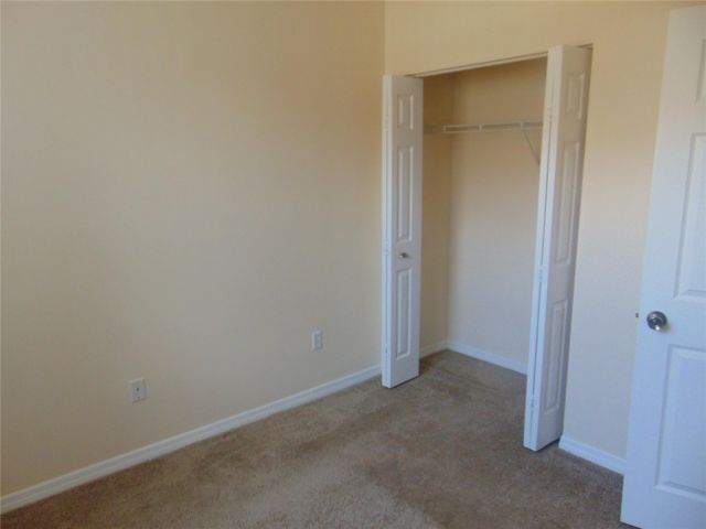 Home for rent at 5019 Neptune Ln 2210 - photo 5080611