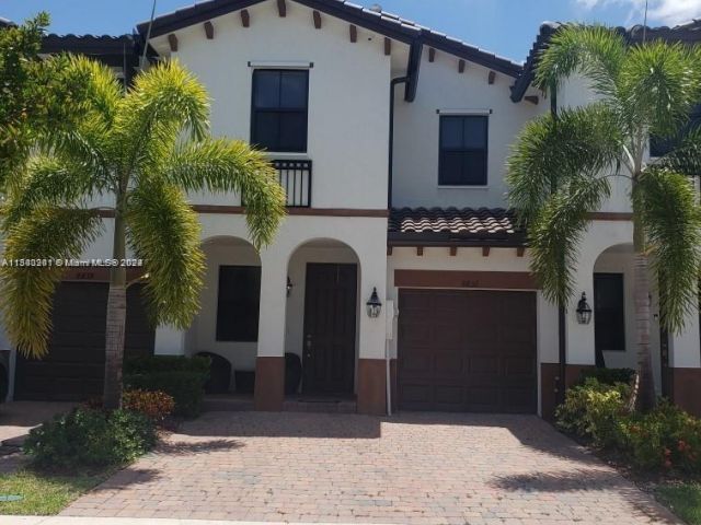 Home for sale at 8831 NW 103rd Pl - photo 5067869