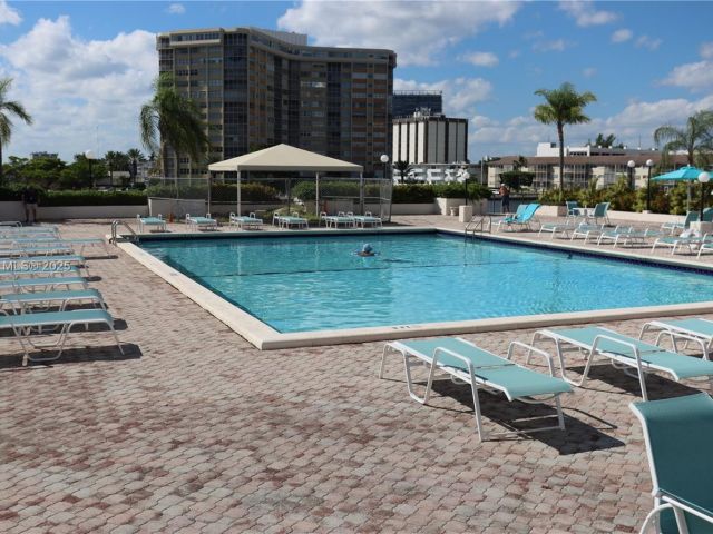 Apartment for sale  Unit #4F - photo 6481664