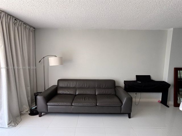 Apartment for sale  Unit #4F - photo 6481673