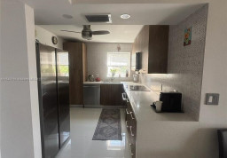 Apartment #4F at Prince George