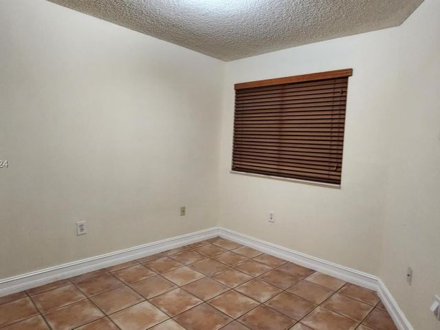 Home for rent at 8555 SW 152nd Ave 110 - photo 5070144