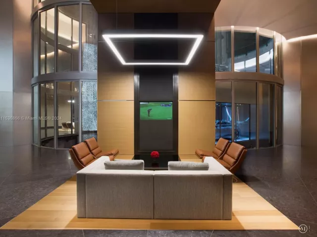 Apartment for sale  Unit #3501 - photo 5084927