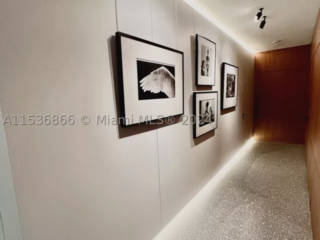 3-bedroom condo for sale in Sunny Isles Beach - 18555 Collins Ave 3501 - MondialRealty