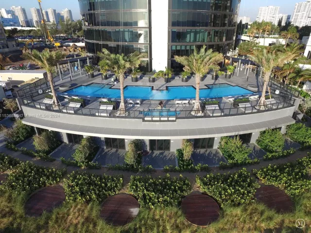 Apartment for sale  Unit #3501 - photo 5084912