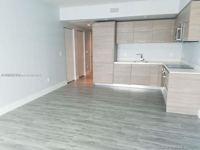 Apartment for rent  Unit #4308 - photo 5086773