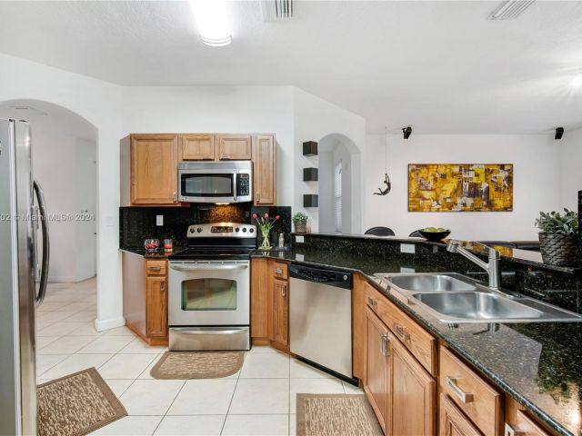 Home for sale at 8730 NW 110th Ave - photo 5086695