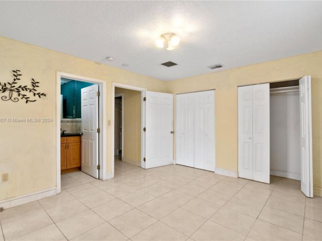 Home for sale at 8921 SW 44th St - photo 5086392