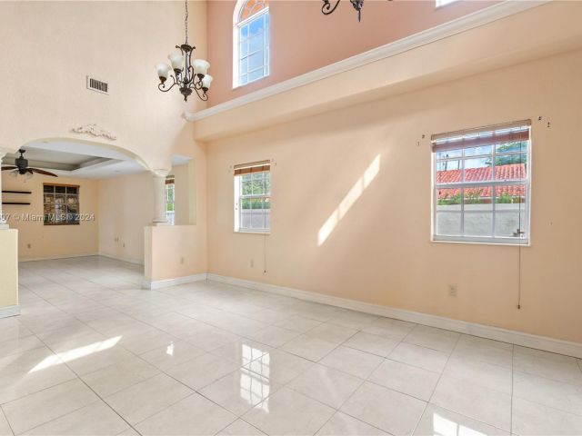 Home for sale at 8921 SW 44th St - photo 5086401