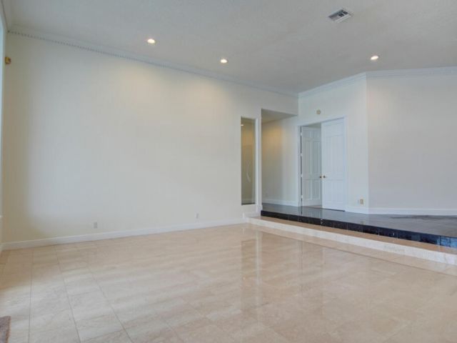 Home for sale at 1823 SW 17th Street - photo 5123312