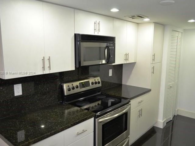 Apartment for sale  Unit #M10 - photo 5088585