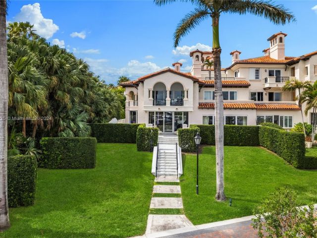 Home for sale at 4512 Fisher Island Dr 4512 - photo 5111681