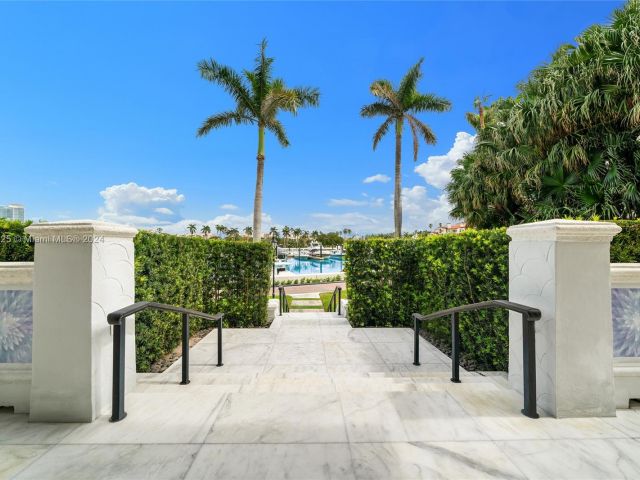 Home for sale at 4512 Fisher Island Dr 4512 - photo 5111683