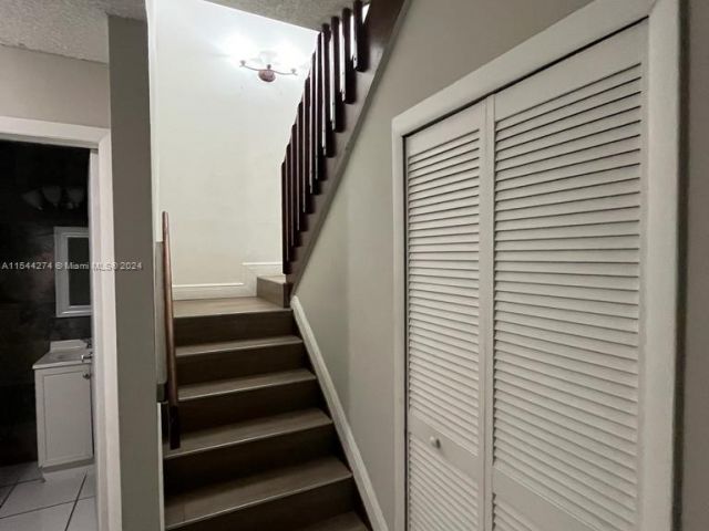 Home for rent at 13545 SW 62nd St 160 - photo 5092271