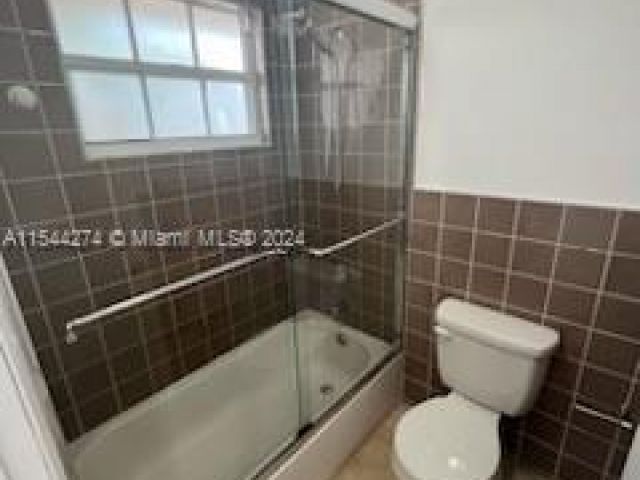 Home for rent at 13545 SW 62nd St 160 - photo 5169019