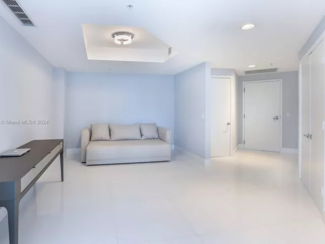 Apartment for sale  Unit #1201 - photo 5092711