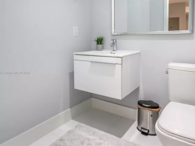 Apartment for sale  Unit #1201 - photo 5092703