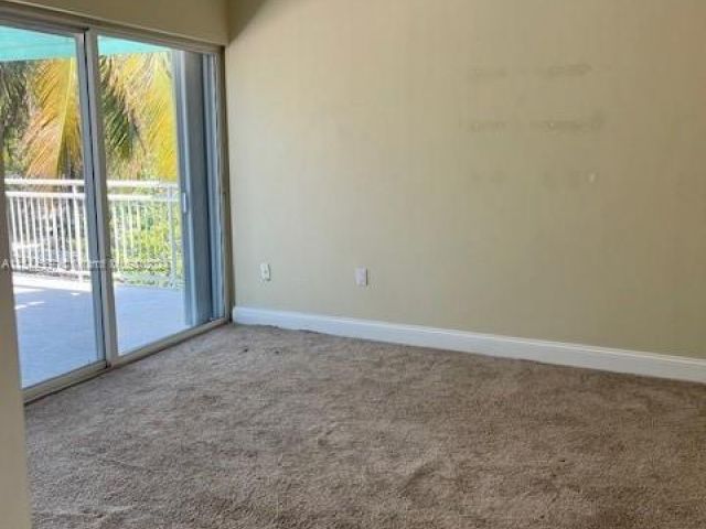 Home for rent at 251 Harbor Dr 251 - photo 5121360