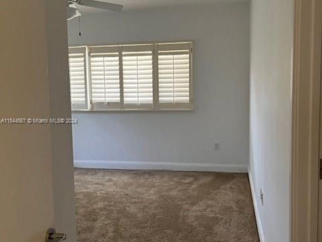 Home for rent at 251 Harbor Dr 251 - photo 5121363