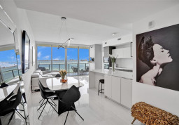 Apartment #904 at Biscayne Beach